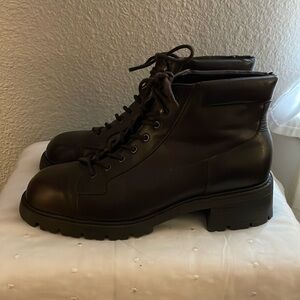 Vintage G.H. Bass & Co brown leather combat/ranger boots